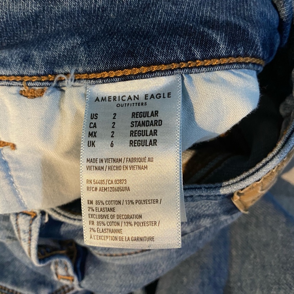 ‼️No Longer Available‼️ American Eagle Jeans. - Picture 3 of 6